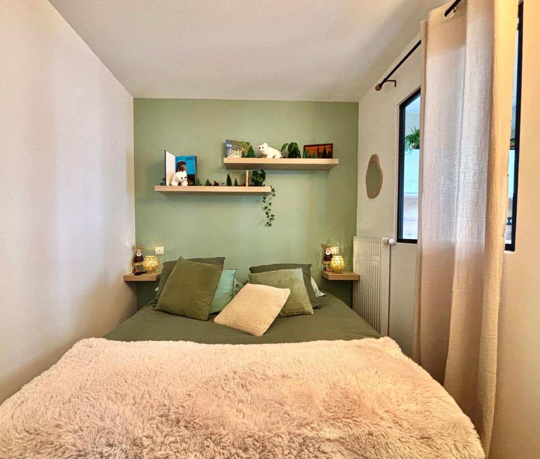 T2 In The Heart Of The Poincare District Apartment *